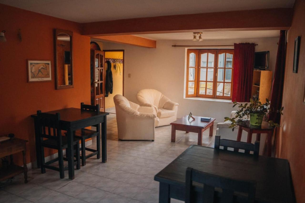 Hostel La Casa De Emma Esquel Exteriér fotografie